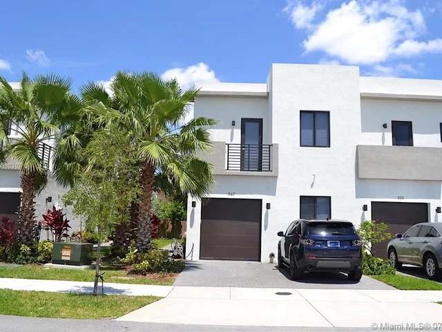 547 SW 91st Ave, Miami FL 33174