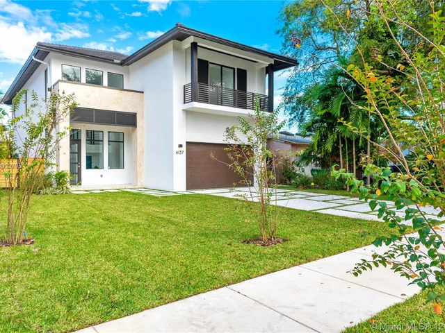 6137 SW 26th St, Miami FL 33155