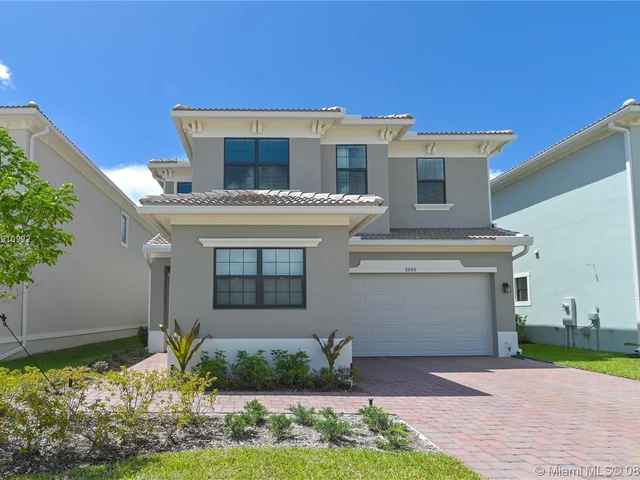 8800 NW 37th Dr, Coral Springs FL 33065