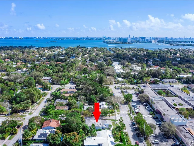 791 NE 87th St, Miami FL 33138
