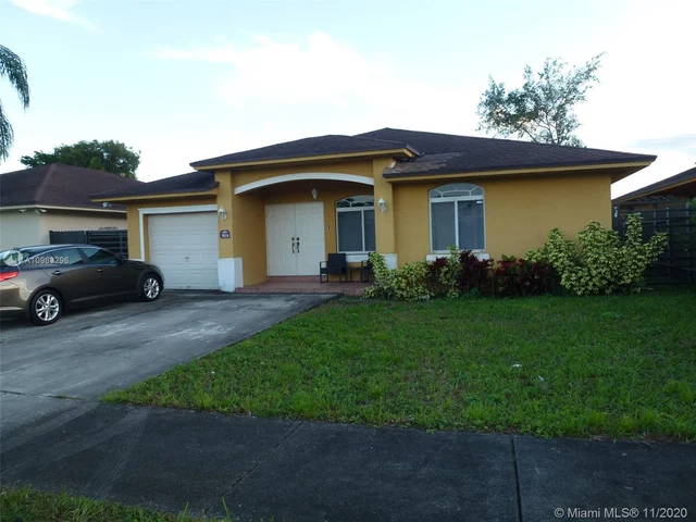 3824 NW 201st Ter, Miami Gardens FL 33055