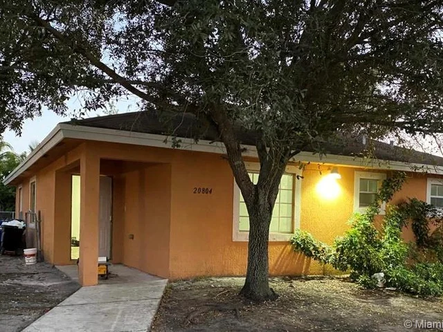 20804 NW 41st Ave Rd, Miami Gardens FL 33055
