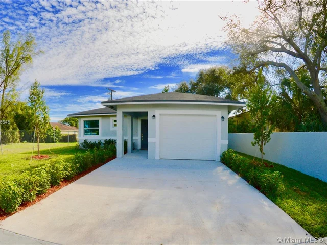 3070 NW 3rd St, Pompano Beach FL 33069