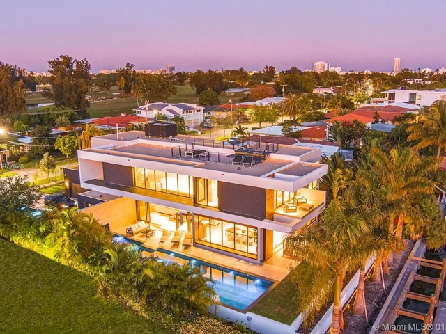 860 S Shore Dr, Miami Beach FL 33141