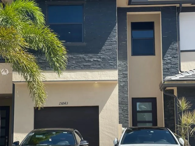 15843 NW 91st Ct # 15843, Miami Lakes FL 33018