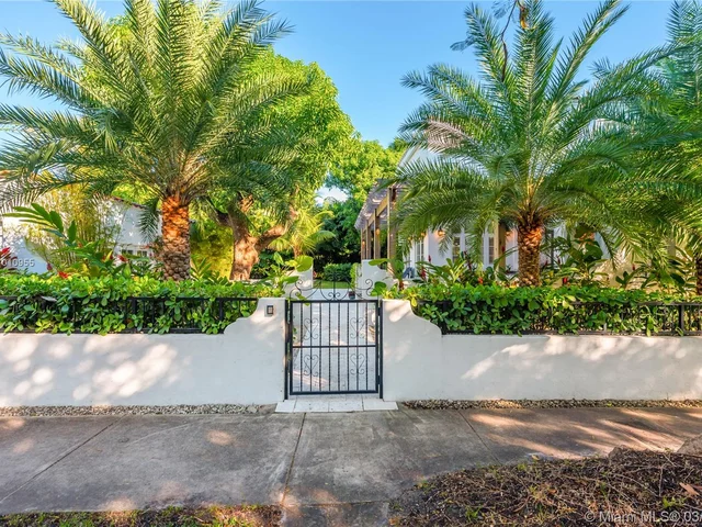 101 NE 45th St, Miami FL 33137