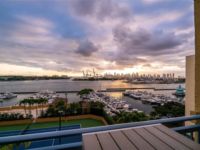 90 Alton Rd # 1012, Miami Beach FL 33139