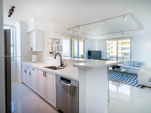 90 Alton Rd # 1012, Miami Beach FL 33139