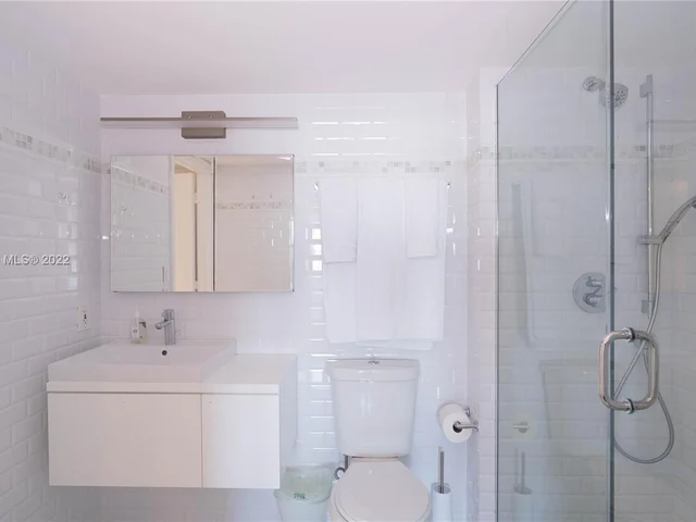 90 Alton Rd # 1012, Miami Beach FL 33139