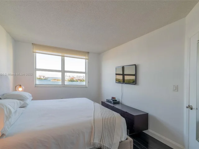 90 Alton Rd # 1012, Miami Beach FL 33139