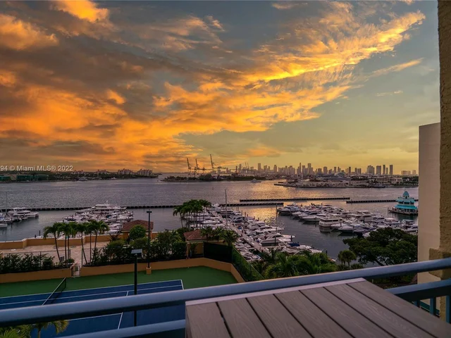 90 Alton Rd # 1012, Miami Beach FL 33139