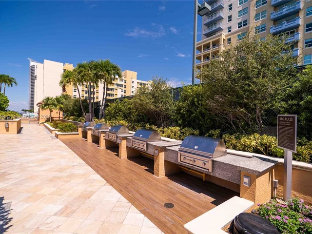 90 Alton Rd # 1012, Miami Beach FL 33139