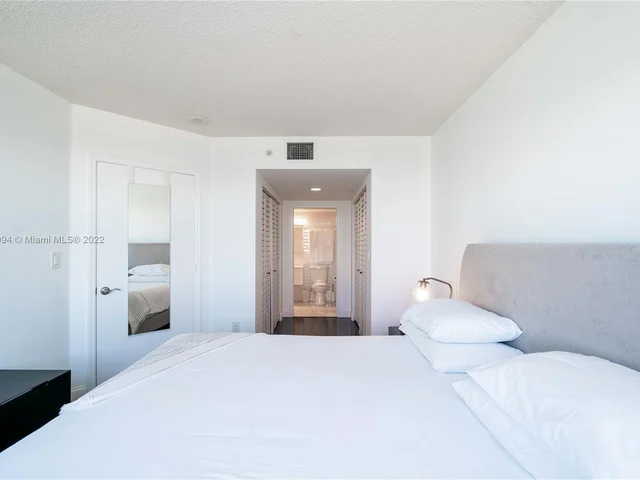 90 Alton Rd # 1012, Miami Beach FL 33139