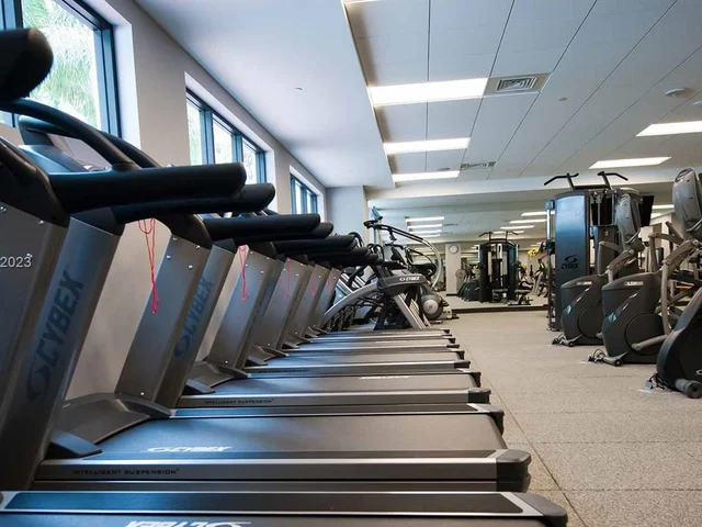 6000 Island Blvd, Aventura FL 33160