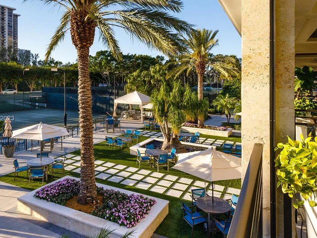 6000 Island Blvd, Aventura FL 33160