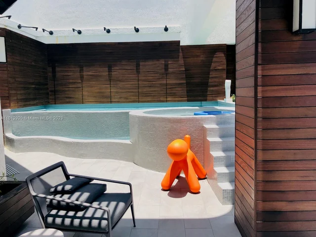 6000 Island Blvd, Aventura FL 33160