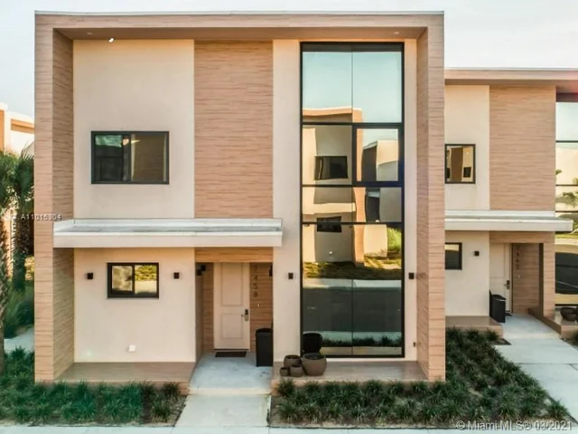 7473 Brooklyn Dr, Kissimmee FL 34747