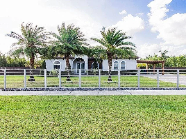 27500 SW 172nd Ave, Homestead FL 33031