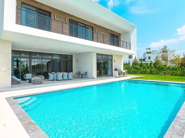 16552 S Botaniko Dr S, Weston FL 33326