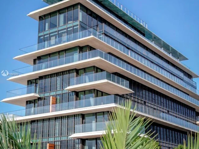 8955 Collins # 702, Miami Beach FL 33154