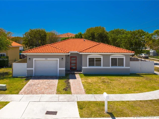 10892 SW 181st Ter, Palmetto Bay FL 33157