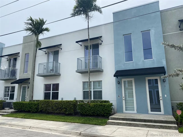 425 NE 35th Ct # 2, Oakland Park FL 33334