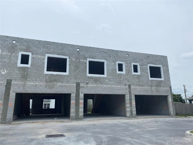 405 NE 35th Ct # 3, Oakland Park FL 33334