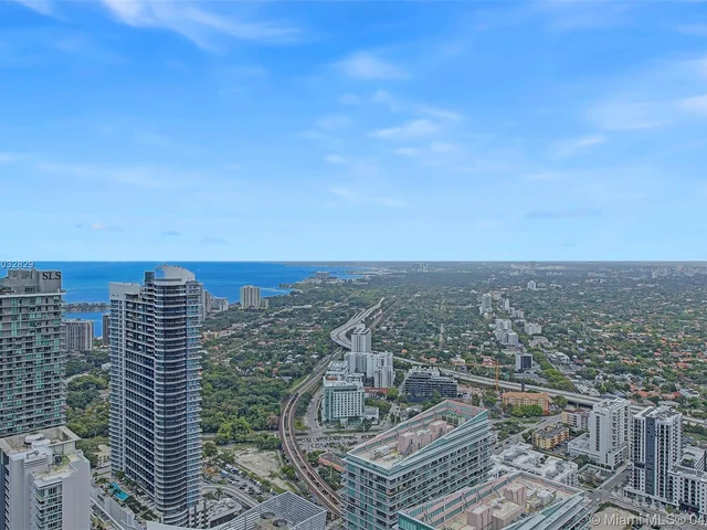 1000 Brickell Plz, Miami FL 33131