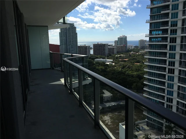1300 S Miami Ave # 2807, Miami FL 33130