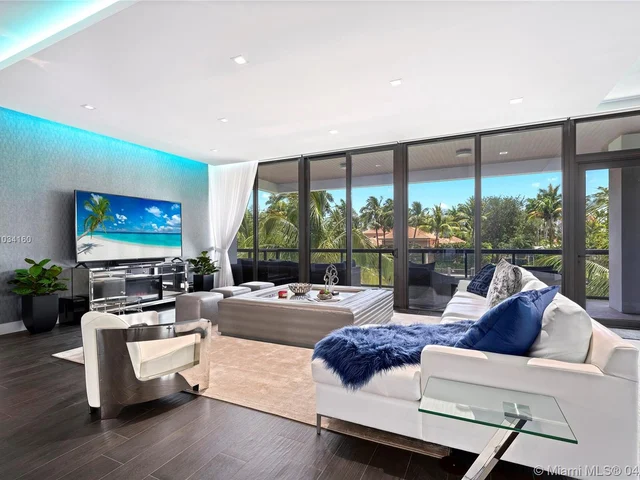 20 Isle Of Venice Dr # 201, Fort Lauderdale FL 33301