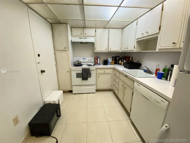 1965 S Ocean Dr # 4D, Hallandale Beach FL 33009