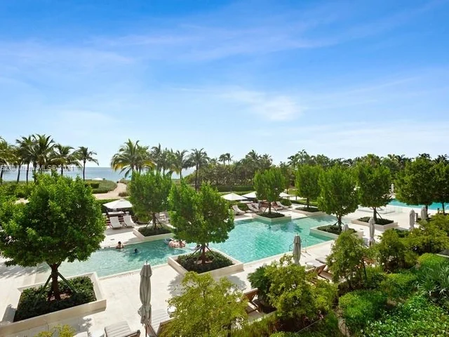 10203 Collins Ave # 201, Bal Harbour FL 33154