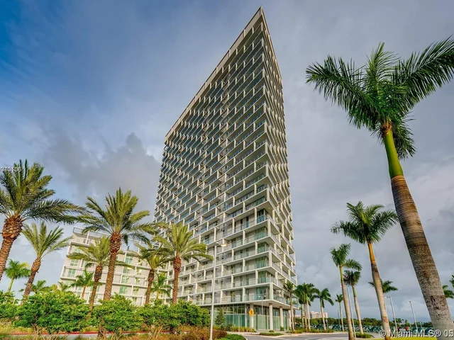 2000 Metropica Way # 605, Sunrise FL 33323