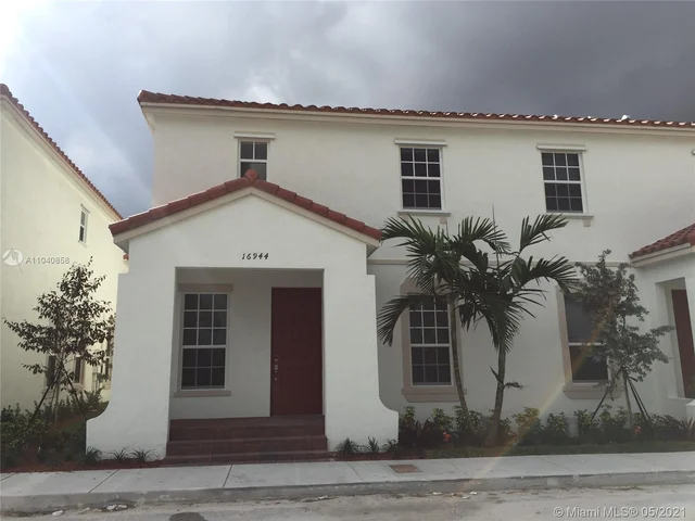 16944 SW 90th St # 16944, Miami FL 33196