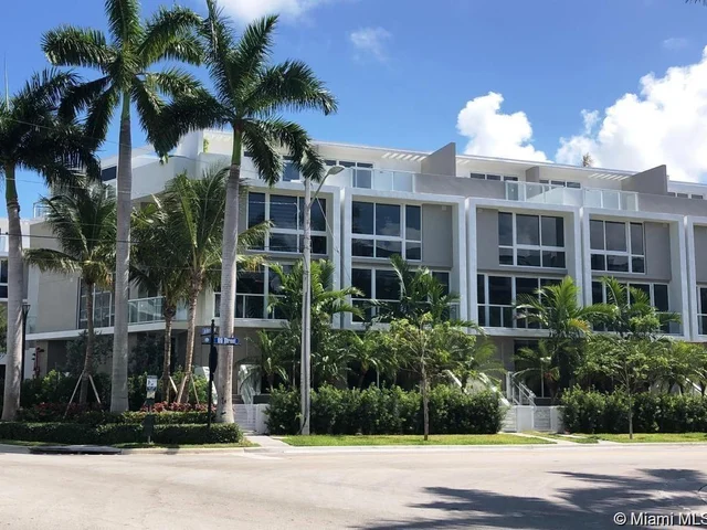 1000 99th St # 1, Bay Harbor Islands FL 33154