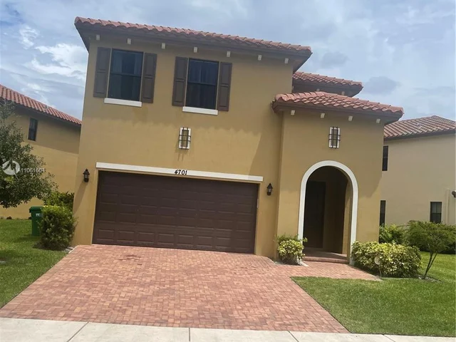 4701 NW 48th Ln, Tamarac FL 33319