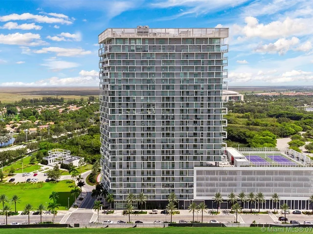 2000 Metropica Way # 1803, Sunrise FL 33323