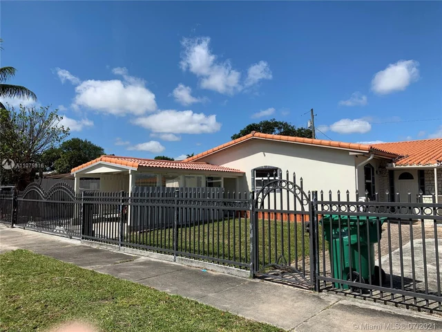 745 NE 179th Ter, Miami FL 33162