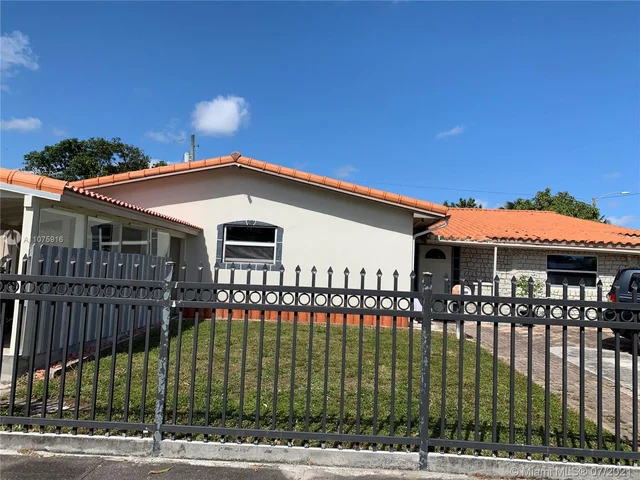 745 NE 179th Ter, Miami FL 33162