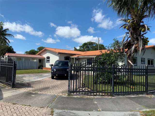 745 NE 179th Ter, Miami FL 33162