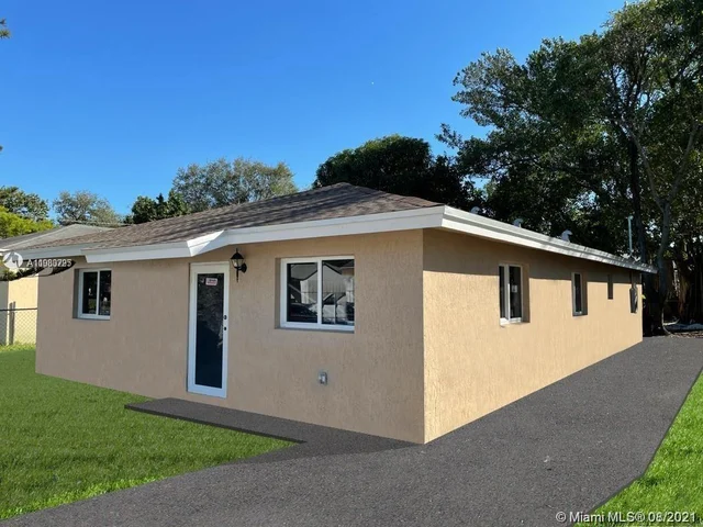 1135 NW 58 ST, Miami FL 33127