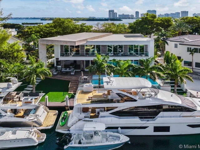 13250 Biscayne Bay Dr, North Miami FL 33181