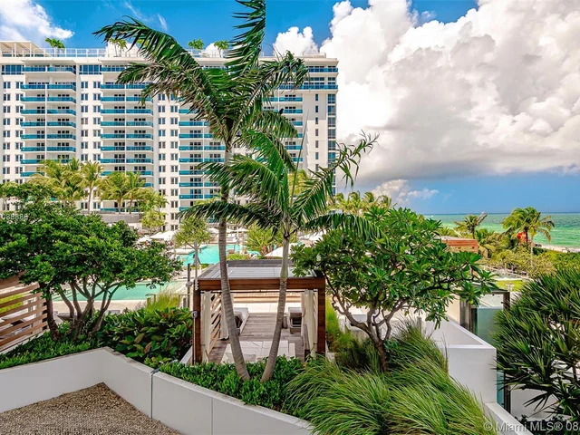 2301 Collins Ave # 410, Miami Beach FL 33139