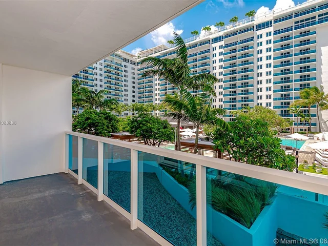 2301 Collins Ave # 410, Miami Beach FL 33139