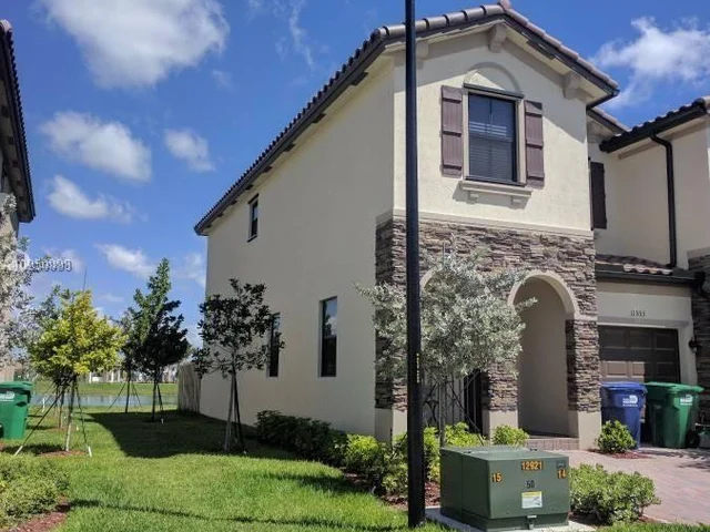 11553 SW 253rd St, Homestead FL 33032