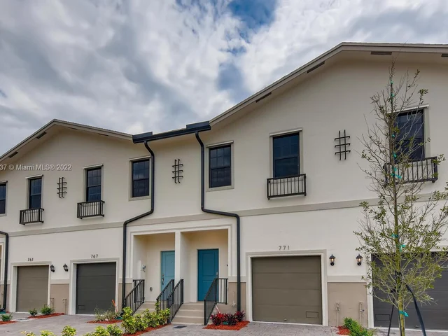 1100 SW 7 CT, Florida City FL 33034