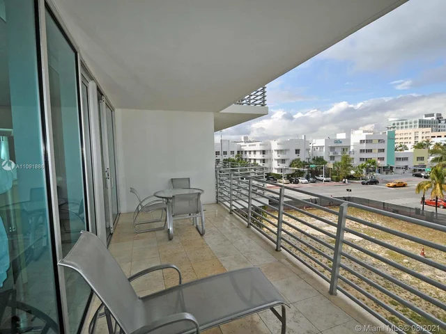 1437 Collins Ave # 316, Miami Beach FL 33139