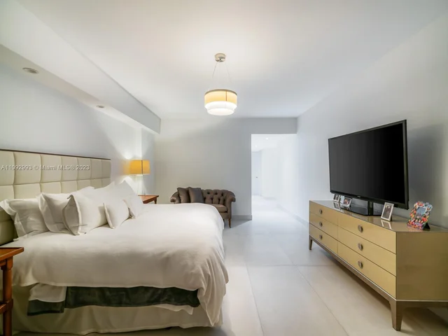 445 Grand Bay Dr # 2C, Key Biscayne FL 33149