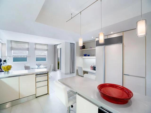 445 Grand Bay Dr # 2C, Key Biscayne FL 33149