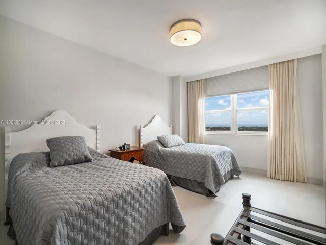 445 Grand Bay Dr # 2C, Key Biscayne FL 33149